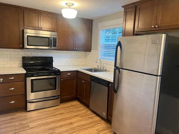 914-918 W 16th St #1601-1615, Vancouver, WA 98660