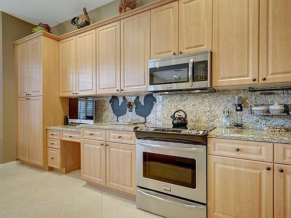 5th image of 7072 Bent Menorca Dr