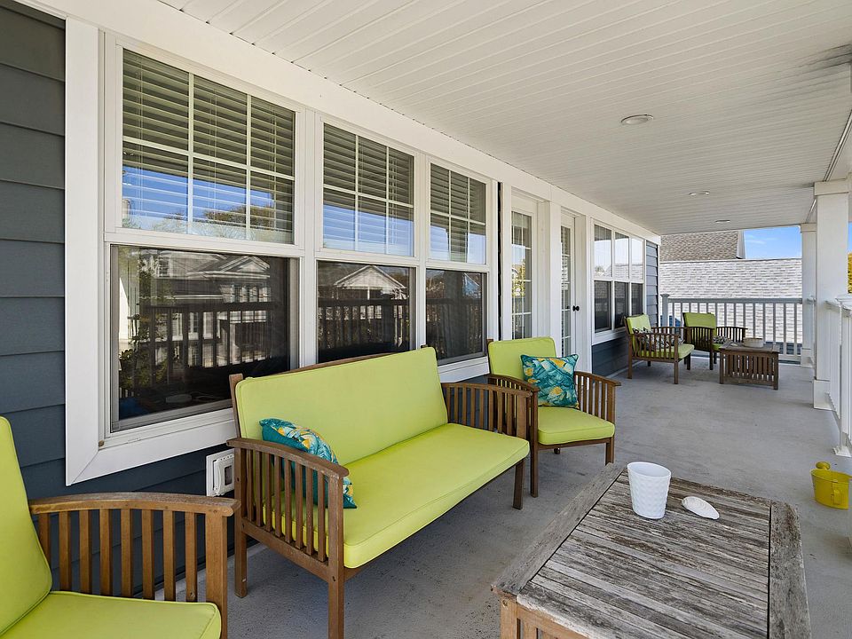 2nd Floor Deck