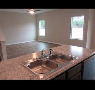 4th image of 41 Creekside Dr NW