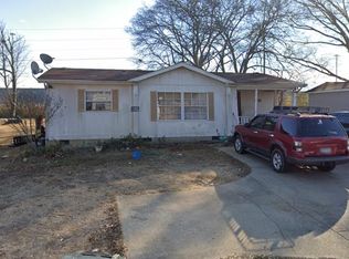 5520 Miller Dr, Chattanooga, TN 37411