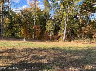 103 W Laurel River Dr, Shepherdsville, KY 40165