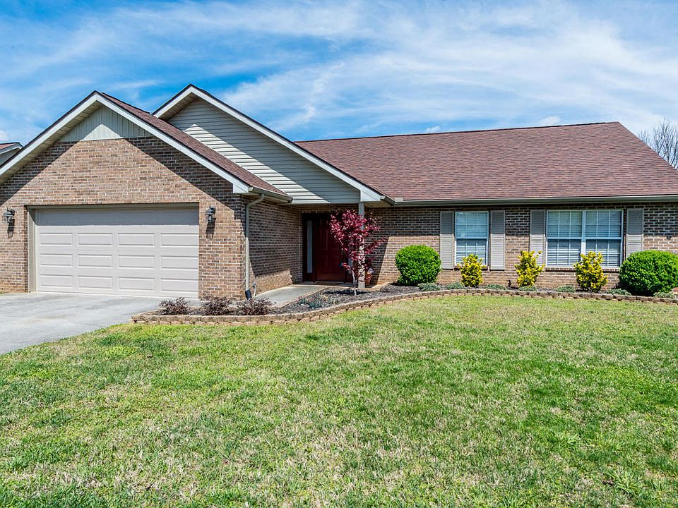 1st image of 1314 Lancaster Ln #4