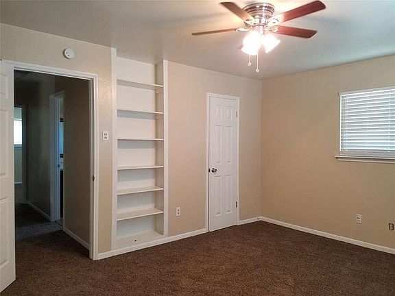 3rd image of 3117 Mariner Dr