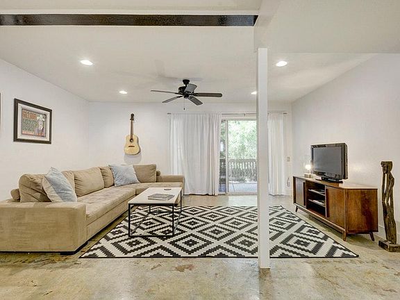 4th image of 1304 Mariposa Dr APT 161