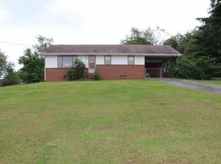 211 Golf View Dr, Rogersville, TN 37857