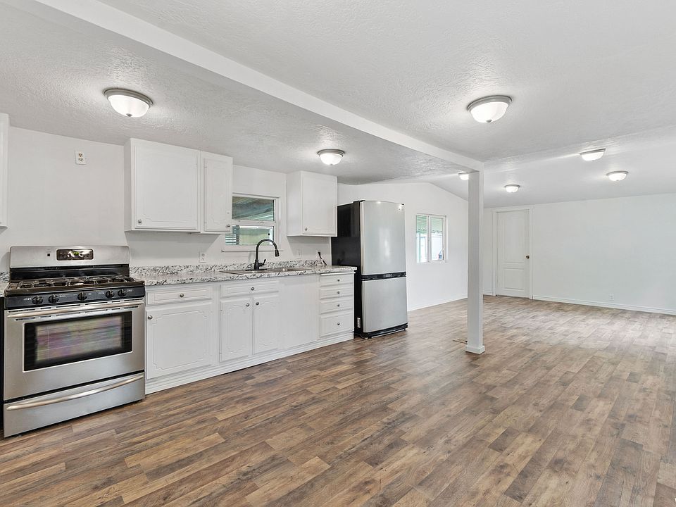 680 N Main St Kaysville, UT | Zillow - Apartments for Rent in Kaysville