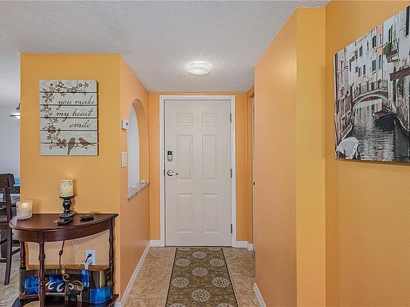 5th image of 25188 Marion Ave #A
