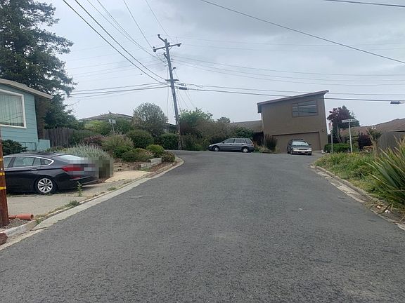 4th image of 31 Kenilworth Dr