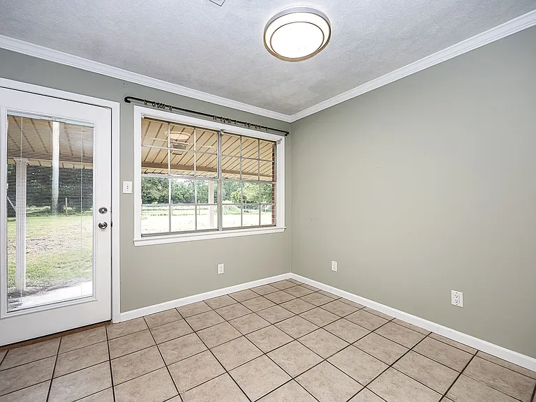 5836 Slater Cir — Photo 17