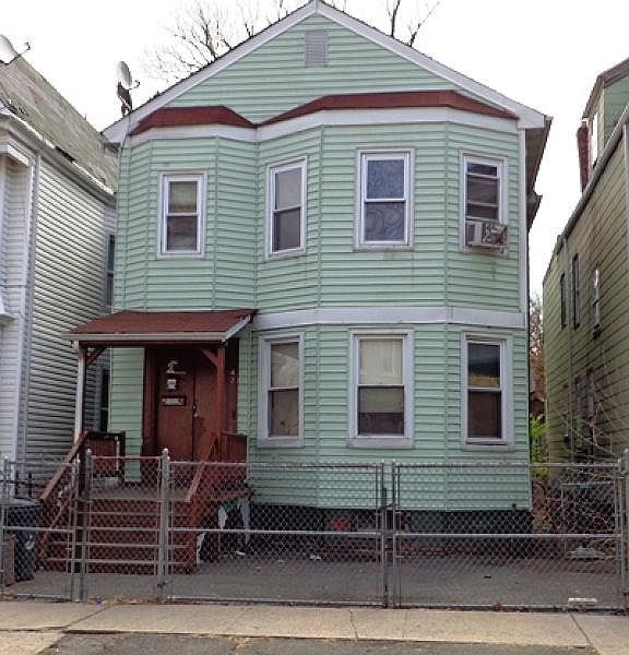1st image of 42 N 18th St