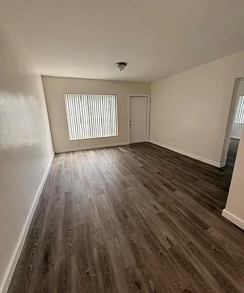 2802 SW 36th Ave — Photo 7