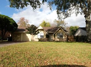 6126 Maywood Dr, Houston, TX 77053