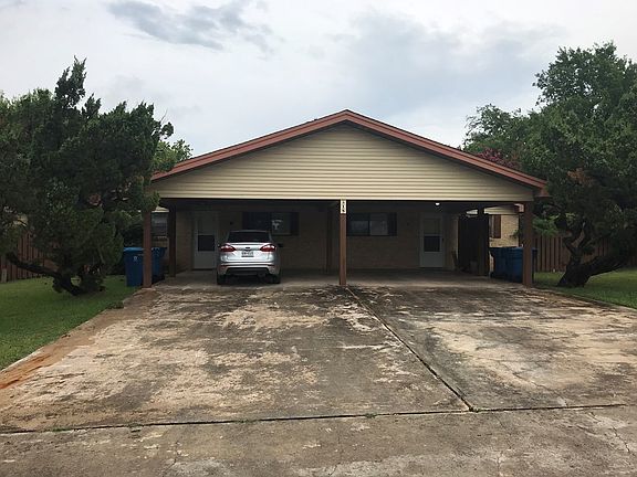 3rd image of 518-A/B Bow Ln