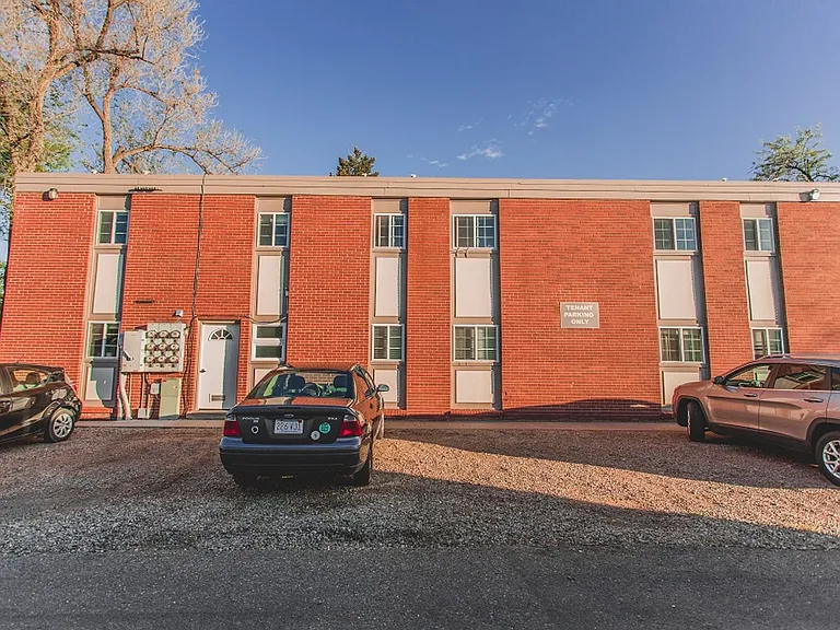2401 Walnut St #4 — Photo 12