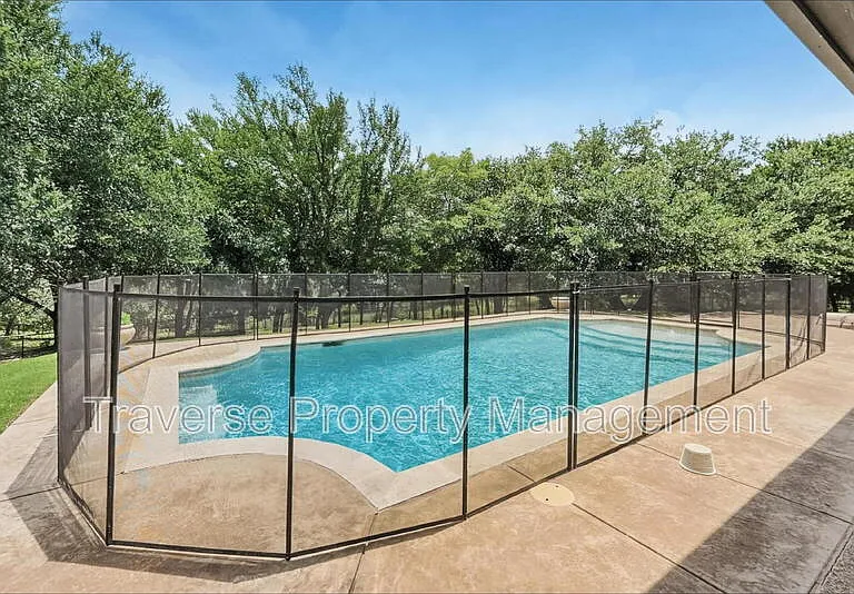 129 Acorn Ln — Photo 33
