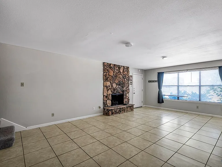 424 W Pecan Ave #B — Photo 13
