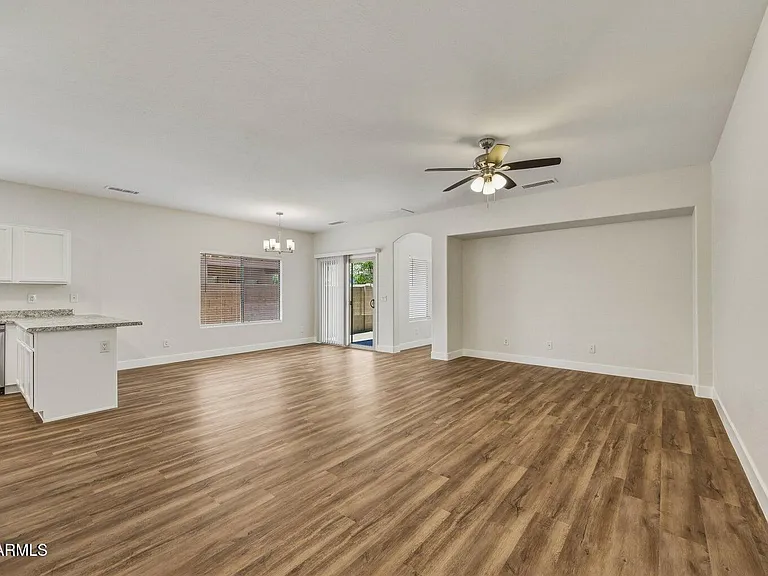 16634 N 168th Dr — Photo 11