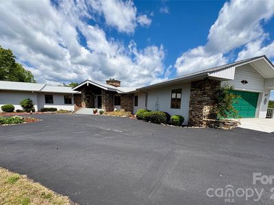 377 Upper Grassy Branch Rd, Asheville, NC, 28805