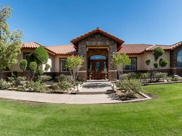 898-8 Cross Rd #B, El Centro, CA 92243