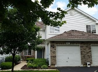 264 Sierra Pass #2, Schaumburg, IL 60194