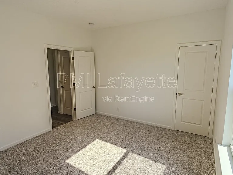 641 W Bulrush Ct W — Photo 30