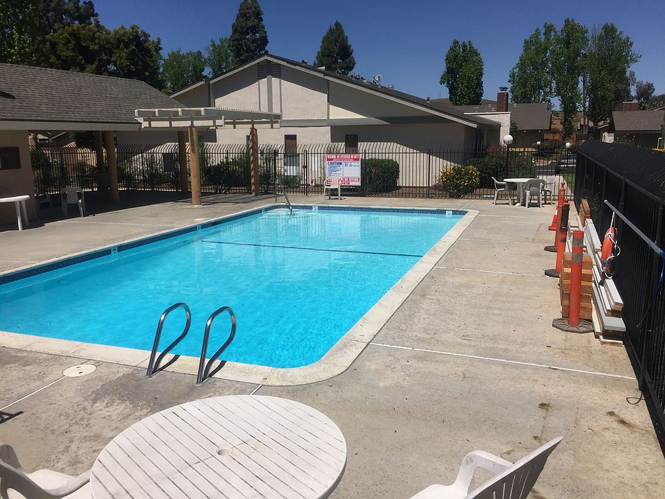 1st image of 652 Kumquat Way