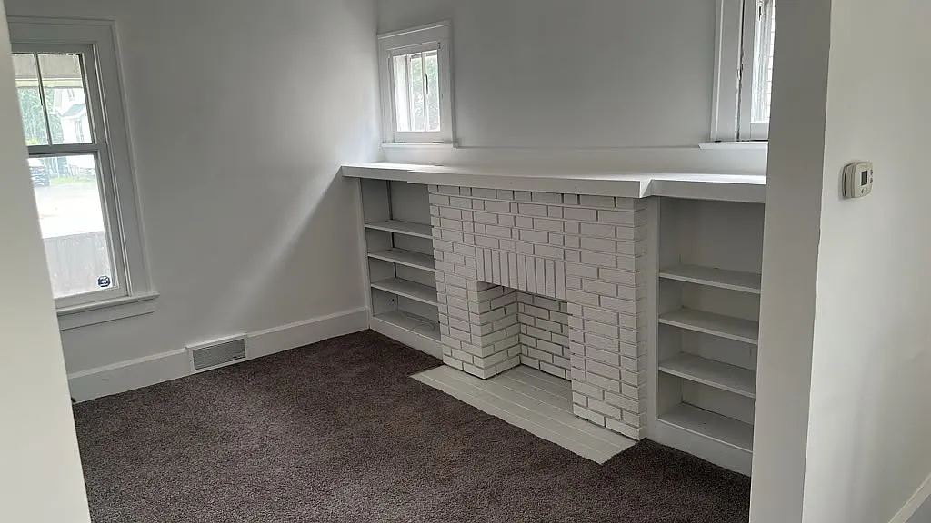 3 bed, 1255 sqft, $1,650 — Photo 1