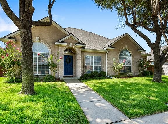 2nd image of 4052 Brazos Dr