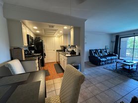 12007 Alta Carmel Ct