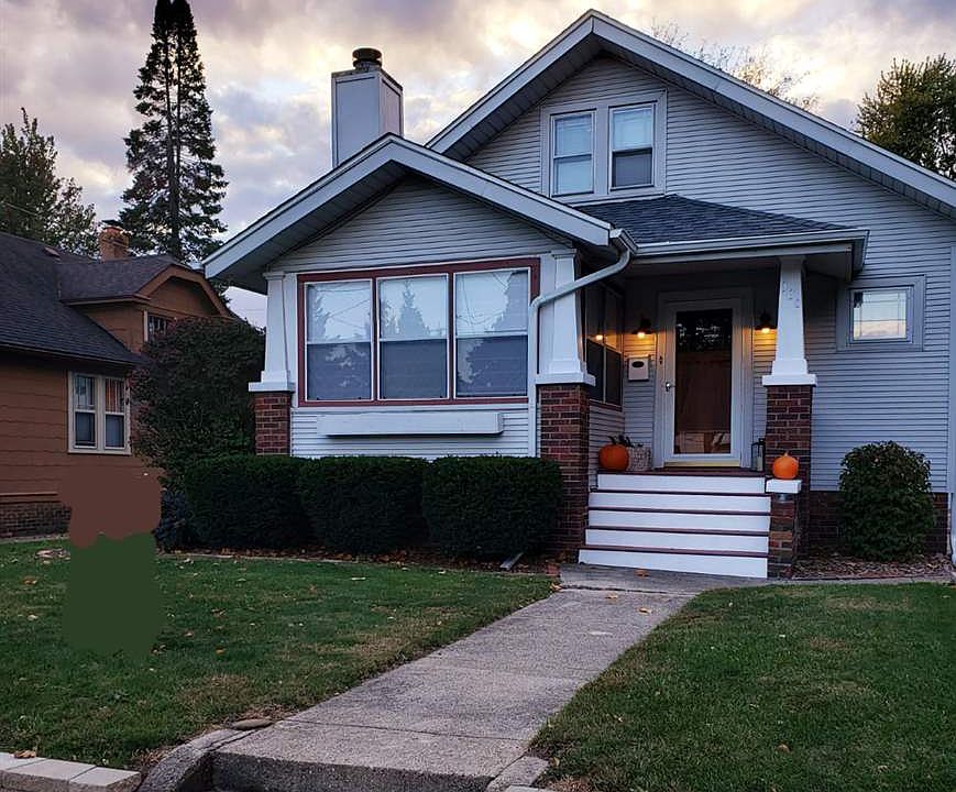 1st image of 330 Robert Ave