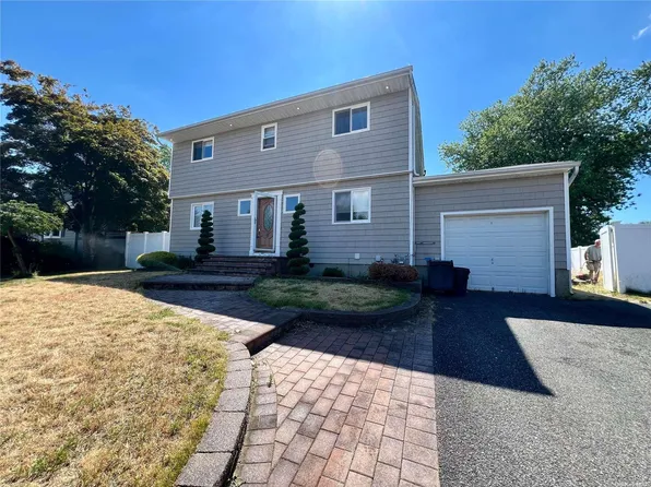 36 Millford Lane, Centereach, NY 11720