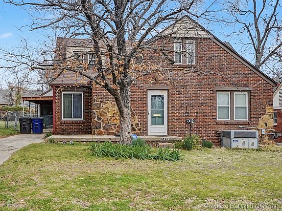 3rd image of 3523 E Admiral Ct