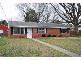 888 Lusk St, Chesapeake, VA 23325