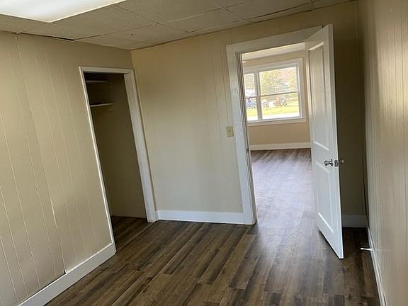 5th image of 223 W Bomford St #B
