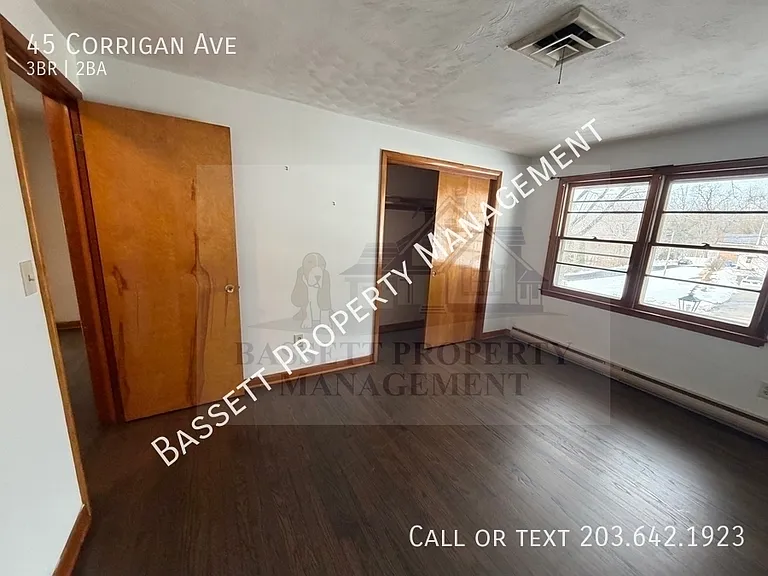45 Corrigan Ave — Photo 13