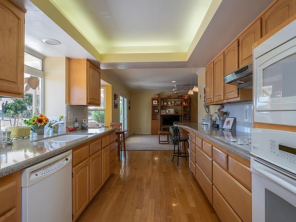 McFarland Kitchen to breakfast