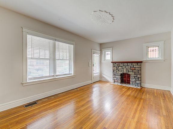 4th image of 6667 Berthold Ave