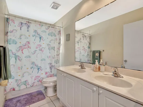 4463 Lake Tahoe Circle, West Palm Beach, FL 33409