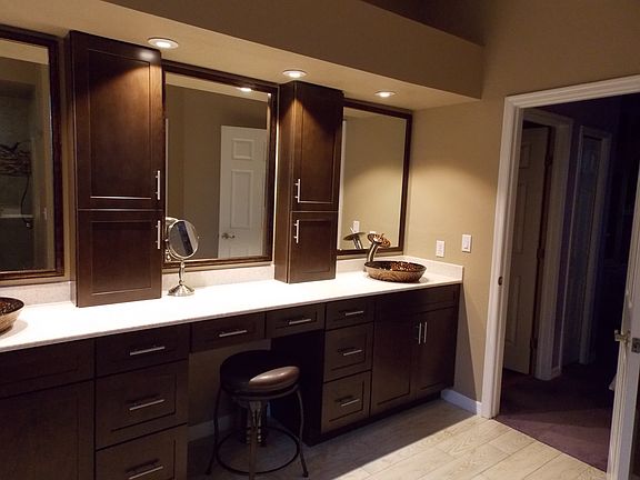Main Master Bath
