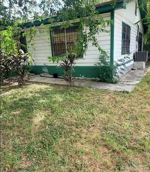 138 Midway Dr — Photo 7