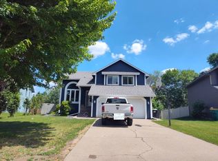 1432 104th Ln NW, Coon Rapids, MN 55433