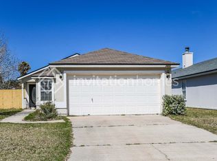 1872 Pineta Cove Dr, Middleburg, FL 32068