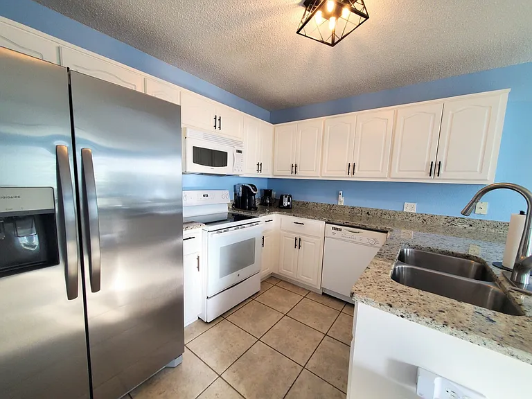 8436 Gulf Blvd #522 — Photo 29