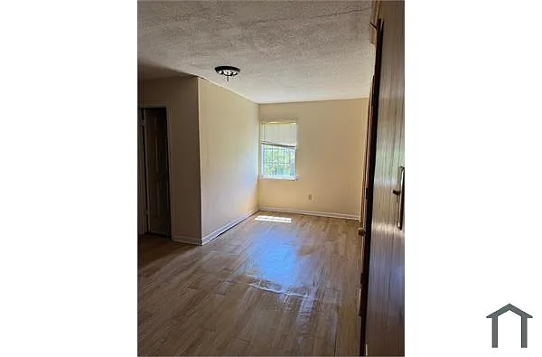 Building Photo - 2159 Curry Ave