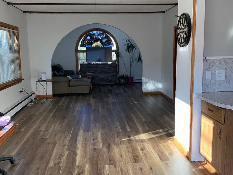 91 Central Ave — Photo 3