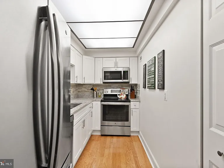 7651 Tremayne Pl #211 — Photo 12