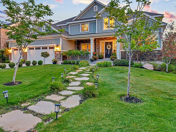 5th image of 2112 E Tuscany Creek Way