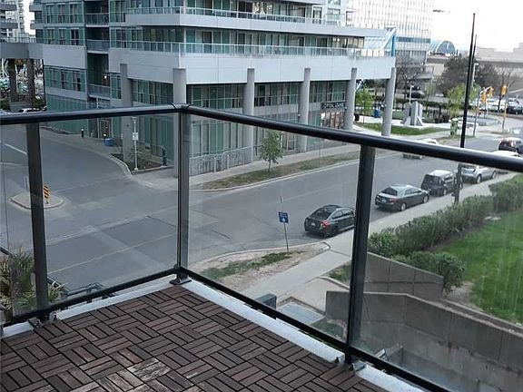 2nd image of 25 Town Centre Ct #511