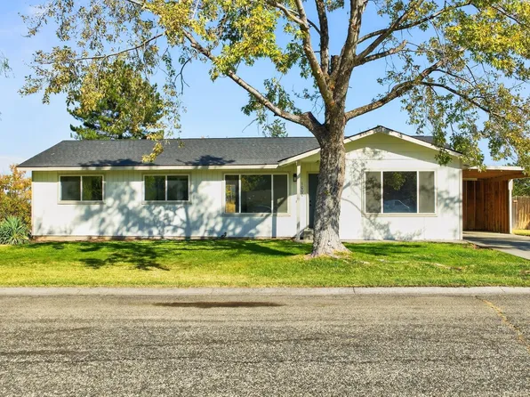 1000 Burgundy Pl, Prosser, WA 99350